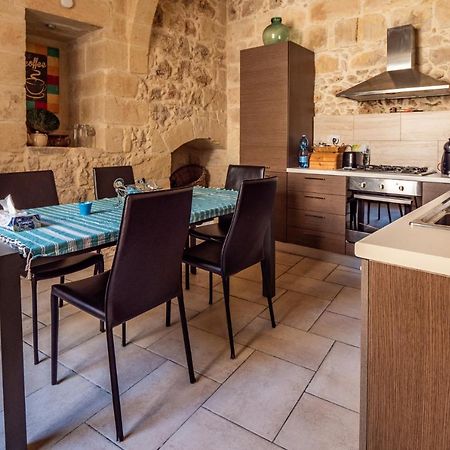 250 Yo Tal-Bambinu Boutique Farmhouse ซากฮรา ภายนอก รูปภาพ